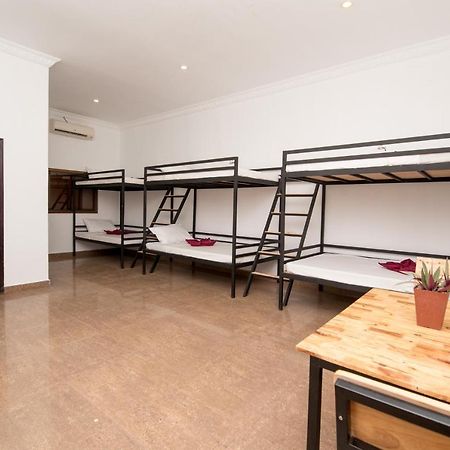 Barefoot Backpacker Resort Siem Reap Exteriör bild